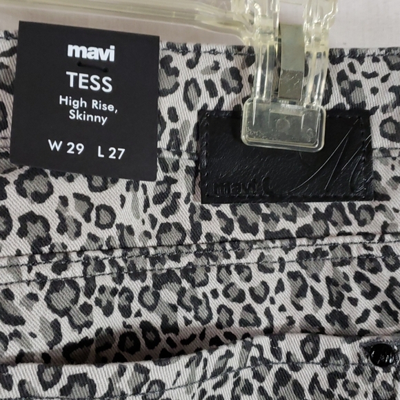 NEW MAVI JEANS Tess High Waist Jeans - Picture 6 of 10
